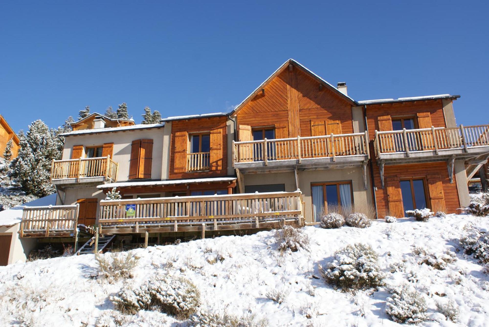 安琪莉小木屋旅馆 Bolquere Pyrenees 2000 外观 照片