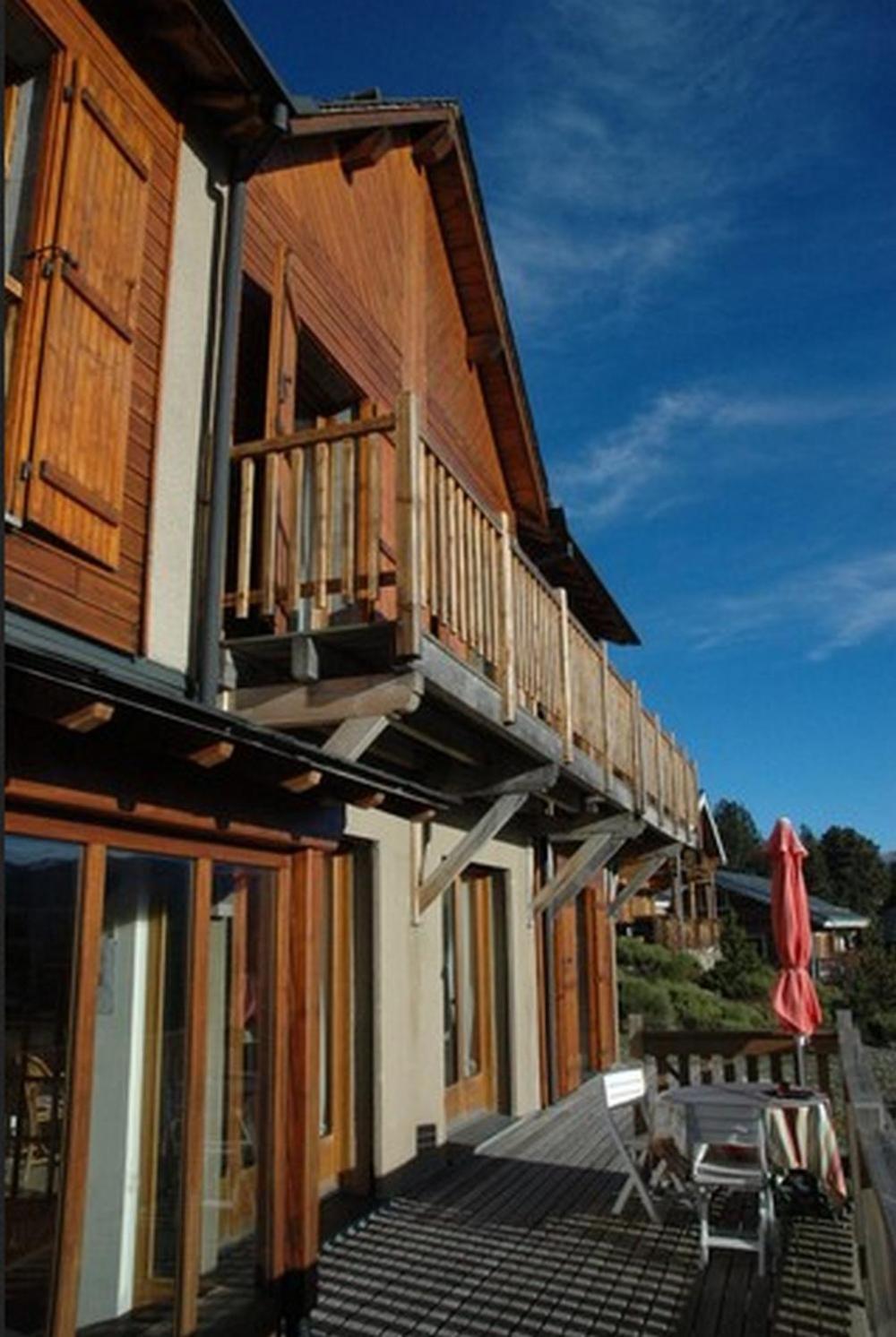 安琪莉小木屋旅馆 Bolquere Pyrenees 2000 外观 照片